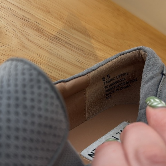 Steve Madden Women's Giovana Perforated Slip On Loafer Gray Fabric size 8.5 - Picture 9 of 11